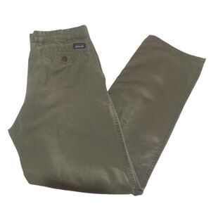 Patagonia Men's Green Khaki Flat Front Pants
